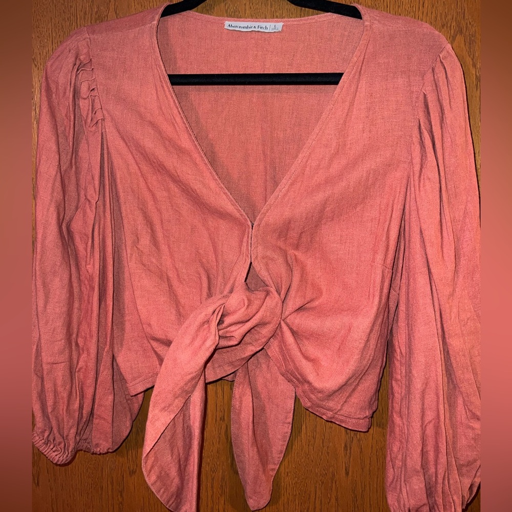 Abercrombie & Fitch crop top with front tie sz L